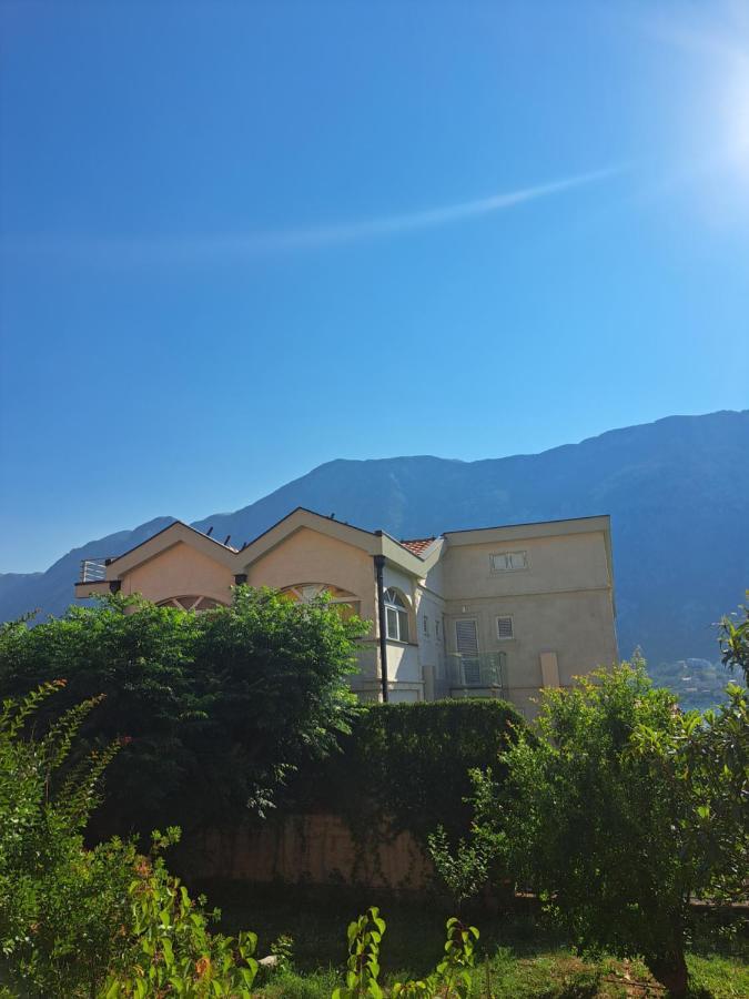 Apartments With Sea View In Prcanj Κότορ Εξωτερικό φωτογραφία